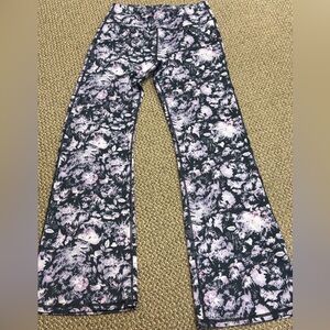 Floral‎ Wide-Leg Yoga Pants
